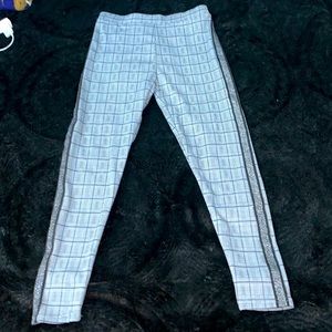 houndstooth leggings with silver side lining.